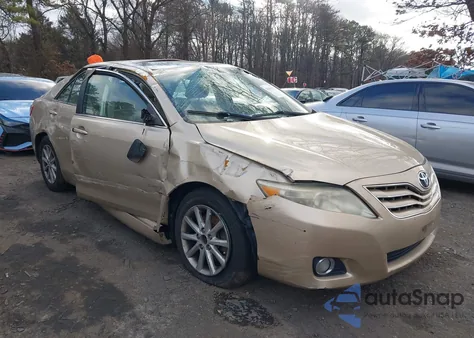 2011 Toyota Camry Xle z USA, uszkodzony, nr VIN 4T1BF3EK6BU616361
